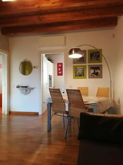 Accogliente Appartamento In Cascina Lombarda Segrate Apartment