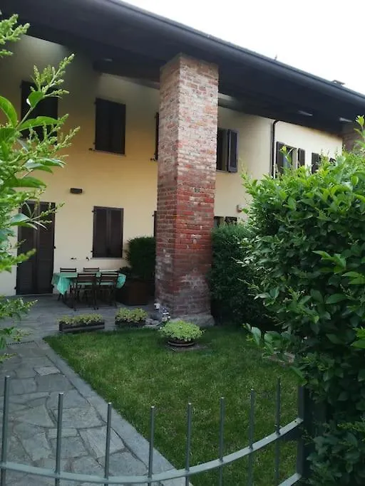 Apartment Accogliente Appartamento In Cascina Lombarda Segrate