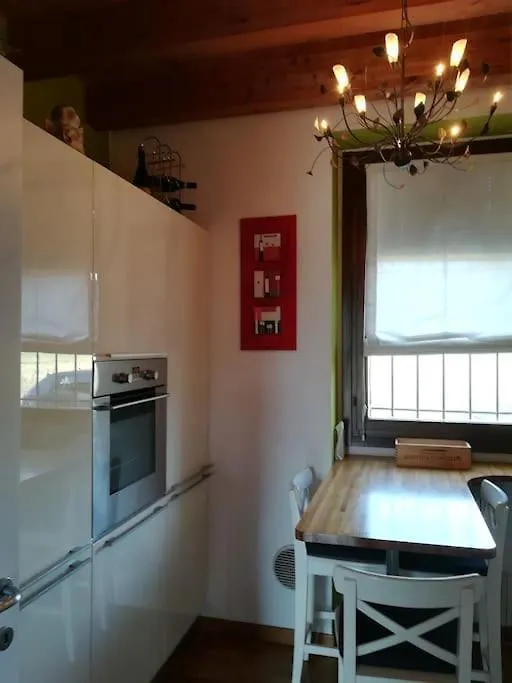 Accogliente Appartamento In Cascina Lombarda Segrate 0*,  Italy