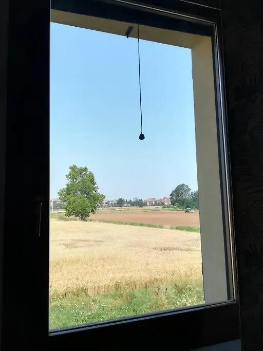 Accogliente Appartamento In Cascina Lombarda Segrate 0*,