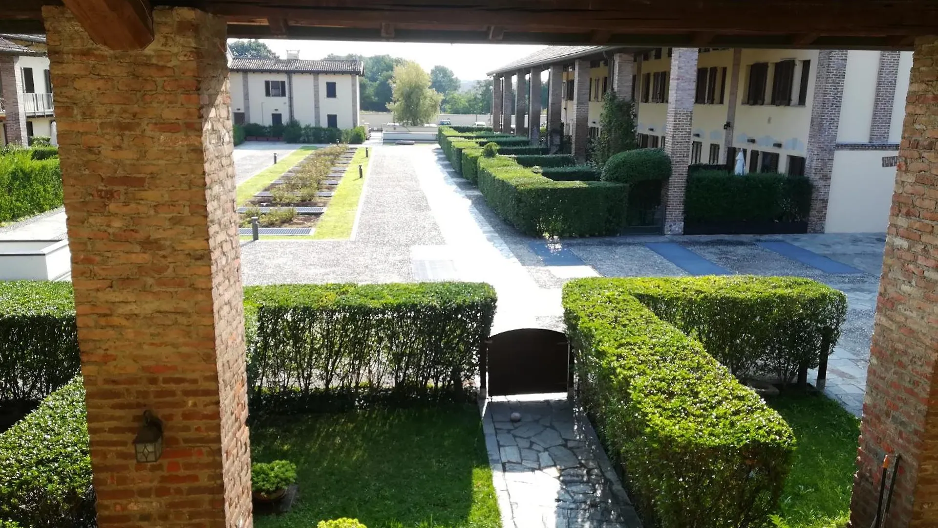 Accogliente Appartamento In Cascina Lombarda Segrate